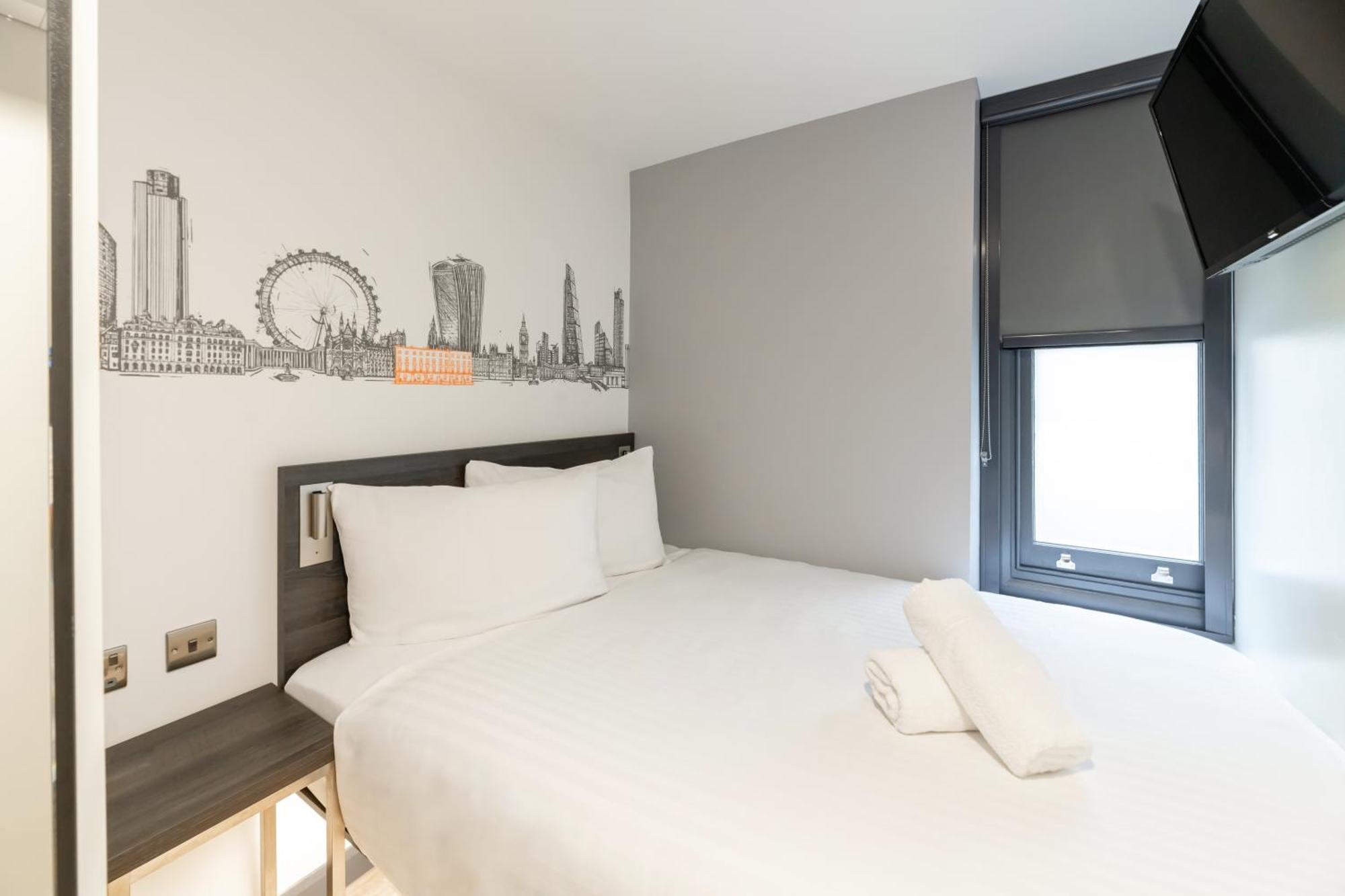 Easyhotel Victoria 2* Londra